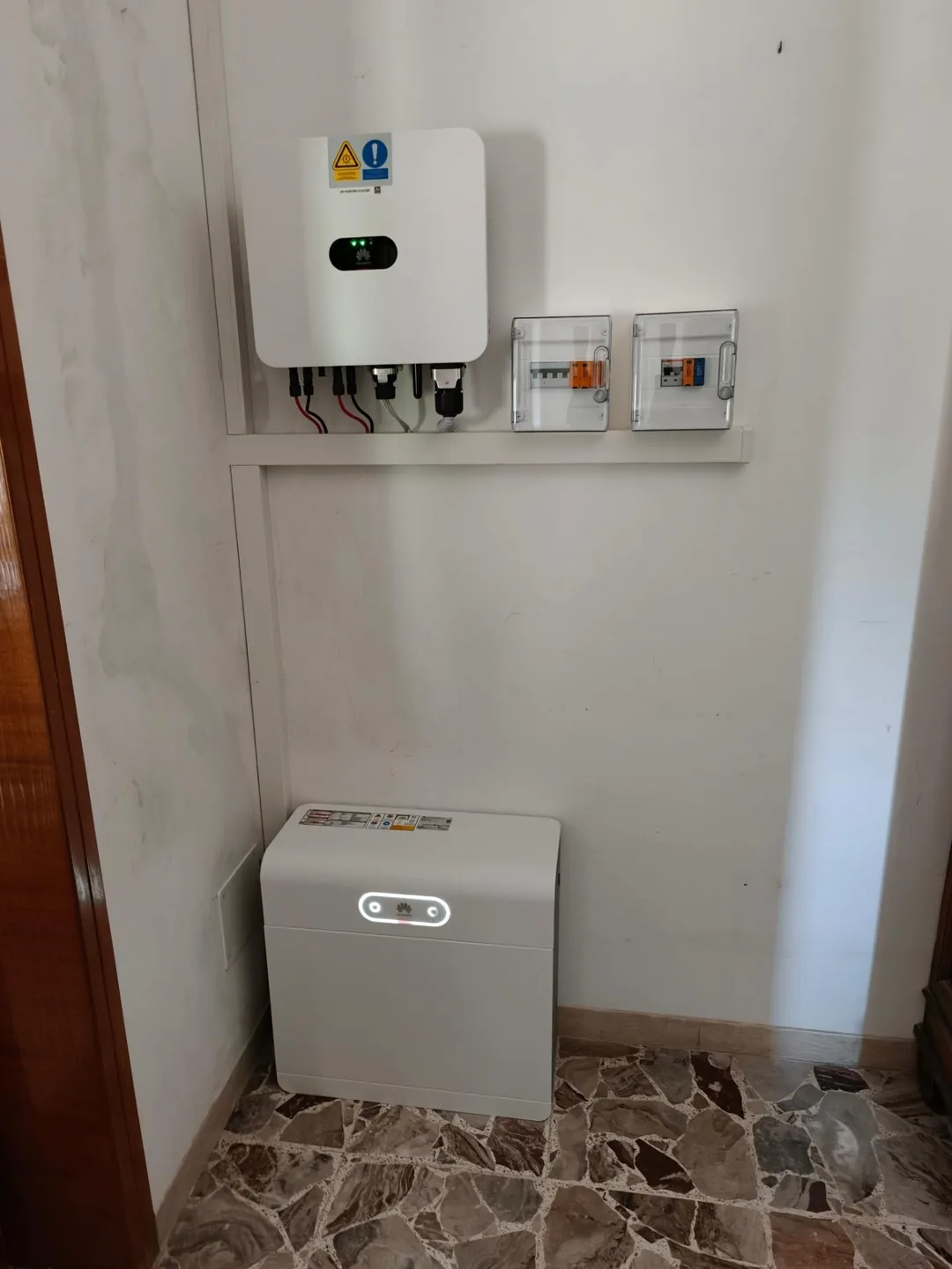 Inverter e batteria montati in casa, Perugia